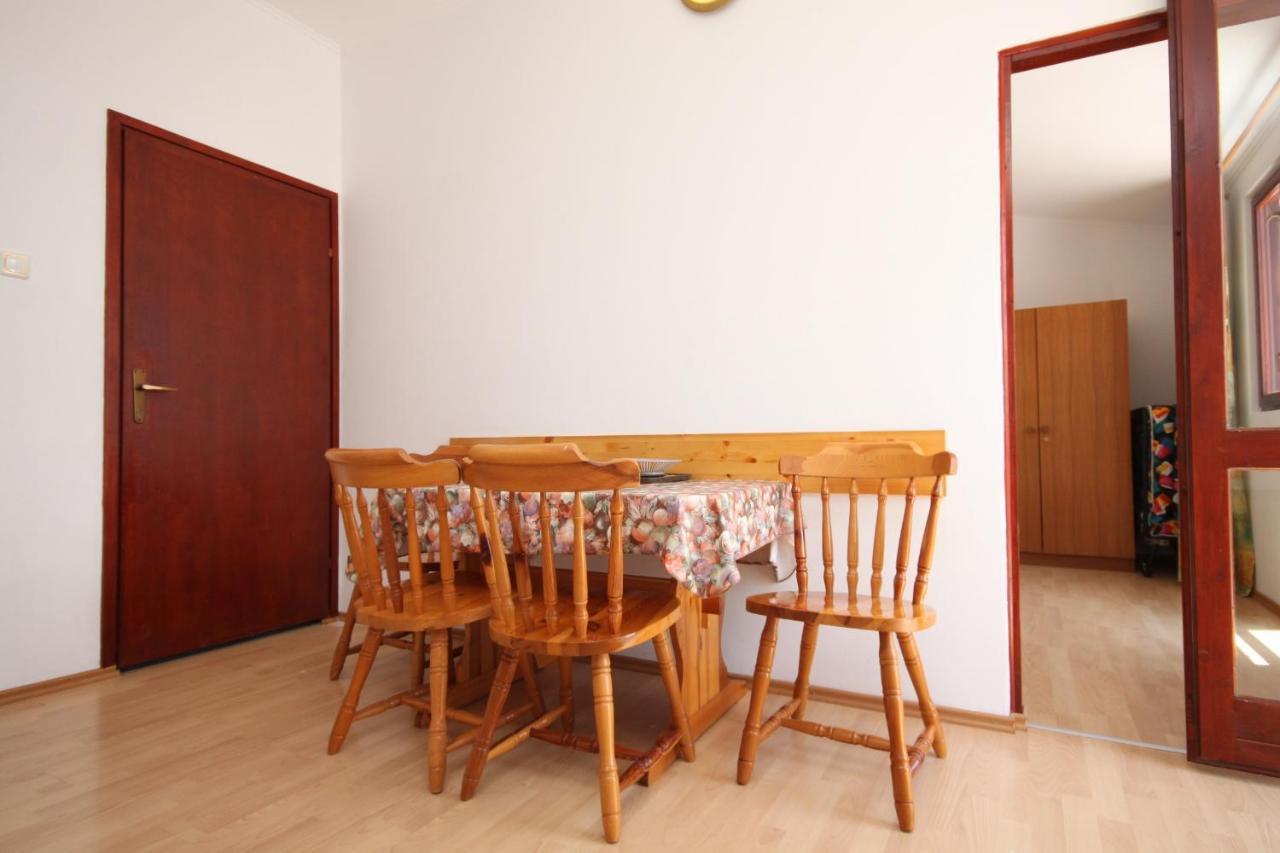 Apartments With A Parking Space Starigrad, Paklenica - 6431 外观 照片